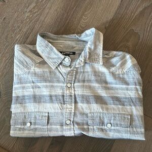 Men’s Express Shirt size medium